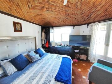 Casa colonia en venta con alberca común en Tequisquiapan
