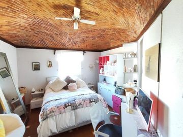 Casa colonia en venta con alberca común en Tequisquiapan