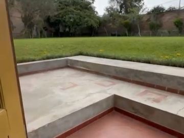 HERMOSA CASA EN 2,630 m2 LA ENCANTADA DE VILLA