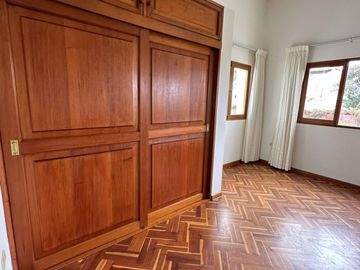 HERMOSA CASA EN 2,630 m2 LA ENCANTADA DE VILLA