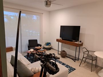 Hermoso Departamento de 2 Habitaciones LOCK-OFF , Completamente Amueblado en Playa del Carmen