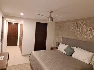 Hermoso Departamento de 2 Habitaciones LOCK-OFF , Completamente Amueblado en Playa del Carmen