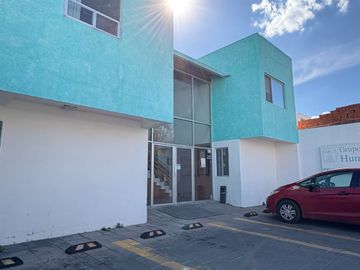 Edificio Comercial de 2 Plantas, Versátil Para Diferentes Giros y Expansión Ags (GILDA)
