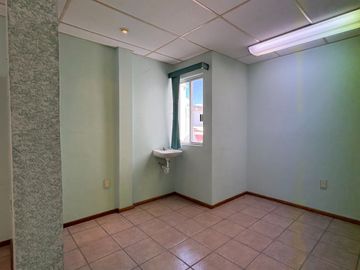 Edificio Comercial de 2 Plantas, Versátil Para Diferentes Giros y Expansión Ags (GILDA)