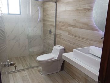 Casa en venta de 4 recamaras en Paseos de la Herradura al sur de Pachuca