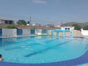 EN FLANDES - TOLIMA VENDEMOS CASA AMOBLADA DE UN PISO EN CONDOMINIO VENECIA 1.