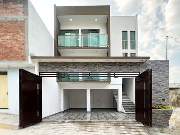 CASA EN VENTA, FRACC BELEN, LIB SUR PTE, TUXTLA GUTIERREZ, CHIAPAS