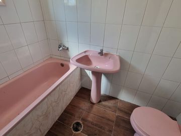 Amplia Casa Sector San Luis