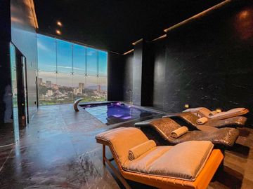 Departamento En Venta En Bosque Real Residence, 3 Recámaras, Vista Al Campo De Golf