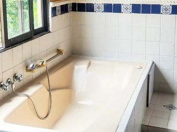 VENDO CASA EN LA FLORESTA