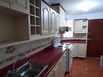 ALQUILER departamento frente a parque en SAN BORJA ideal para familias jóvenes.
