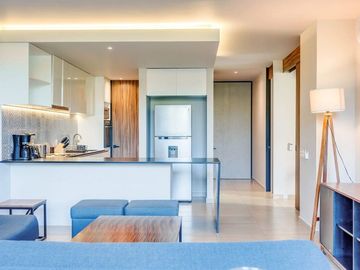 Departamento de 3 habitaciones amueblado frente al parque La Ceiba en Playa del Carmen
