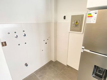 Venta De Bello Duplex De Estreno Con Balcon En Salmanca De Monterrico Ate