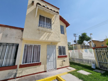 CASA, INCREIBLE OPORTUNIDAD EN REAL DEL CID, TECAMAC
