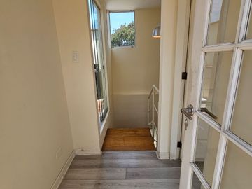VENTA DEPARTAMENTO 4TO PISO + AIRES + COCHERA EN SURCO