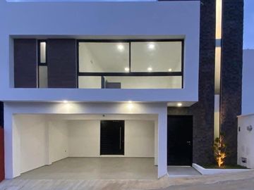 PRE VENTA EN RESIDENCIAL LAS PALOMAS, 3 REC. CON BAÑO C/U Y ÁREA DE TELE