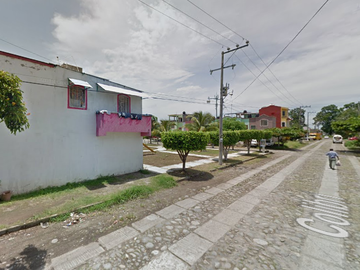CASA EN TAPACHULA CHIAPAS FRACC RUISEÑORES REMATE BANCARIO SK02