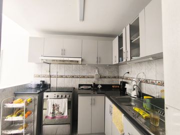 Se Vende Amplio Departamento Dúplex en Surco