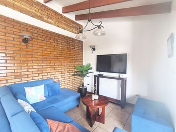 Se Vende Amplio Departamento Dúplex en Surco