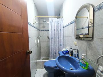 Se Vende Amplio Departamento Dúplex en Surco