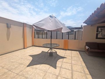 Se Vende Amplio Departamento Dúplex en Surco
