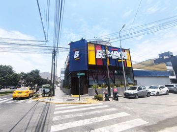 Se Vende Amplio Departamento Dúplex en Surco