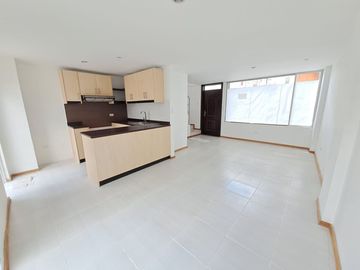 VENTA CASA SAN ISIDRO EL INCA QUITO CENTRO NORTE
