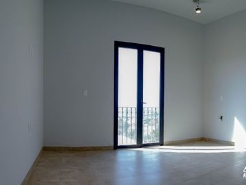 Casa en VENTA o RENTA en Bosques del Refugio. CON 4 RECAMARAS.