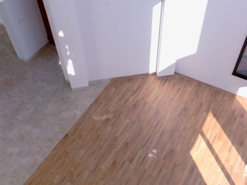 Casa en VENTA o RENTA en Bosques del Refugio. CON 4 RECAMARAS.