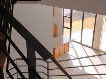 Casa en VENTA o RENTA en Bosques del Refugio. CON 4 RECAMARAS.