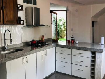SE ALQUILA CASA AMOBLADA POR SEMANA EN CAJAMARCA