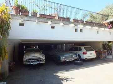 HERMOSA CASA