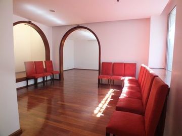 HERMOSA CASA