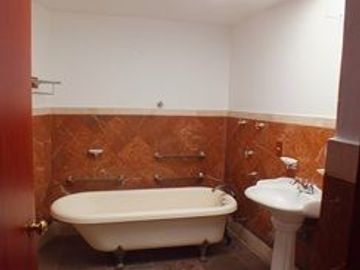 HERMOSA CASA