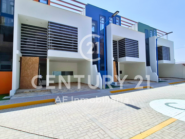 CASA ESTRENO EN VENTA EN PLENO CERCADO DE TACNA