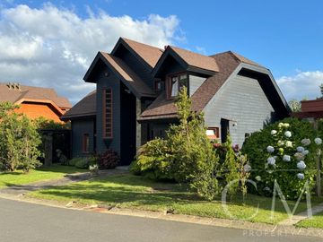 Gran casa en Condominio Riberas del Estancilla