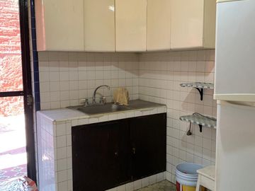 Venta de casa, buenos cimientos y gran potencial en Cuernavaca, Morelos