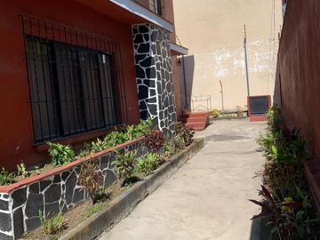 Venta de casa, buenos cimientos y gran potencial en Cuernavaca, Morelos