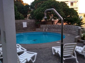 VENDO ESPECTACULAR DEPARTAMENTO 4D , 3B , 2E CON VISTA AL MAR , VIÑA DEL MAR.