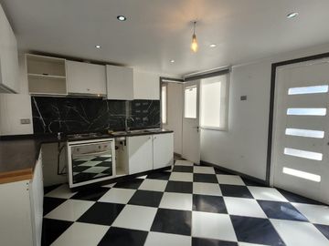 Gran Oportunidad!!! Hermosa casa en Condominio - 4D 3B - Buin