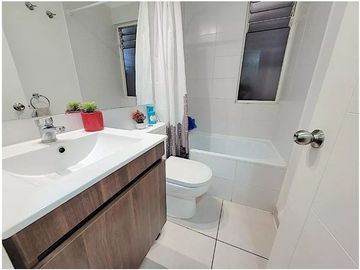 Gran Oportunidad!!! Hermosa casa en Condominio - 4D 3B - Buin