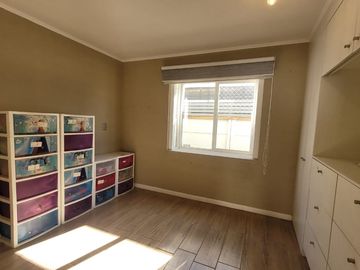 Gran Oportunidad!!! Hermosa casa en Condominio - 4D 3B - Buin