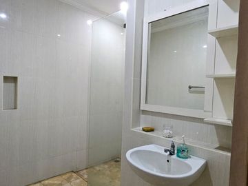Dijual Rumah Nyaman di Bintaro, Lingkungan Asri, Strategis