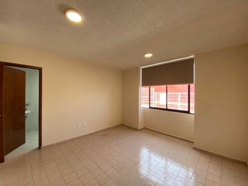 VENTA CASA MANSIONES DEL VALLE,4 recamaras,estudio,cuarto servicio,jardin