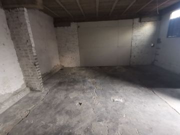 Casa / Bodega en venta en Leyes de Reforma 3a Sección, Iztapalapa, Ciudad de México