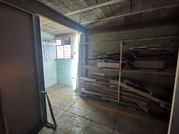 Casa / Bodega en venta en Leyes de Reforma 3a Sección, Iztapalapa, Ciudad de México