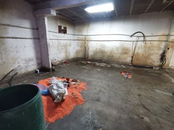 Casa / Bodega en venta en Leyes de Reforma 3a Sección, Iztapalapa, Ciudad de México