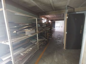 Casa / Bodega en venta en Leyes de Reforma 3a Sección, Iztapalapa, Ciudad de México