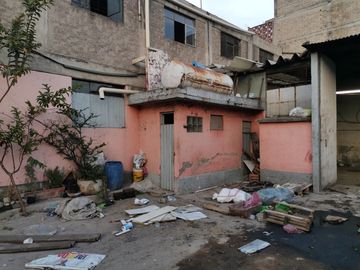 Casa / Bodega en venta en Leyes de Reforma 3a Sección, Iztapalapa, Ciudad de México