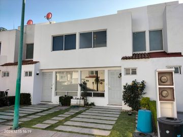 FRACCIONAMIENTO “HACIENDA EL PALMAR”
